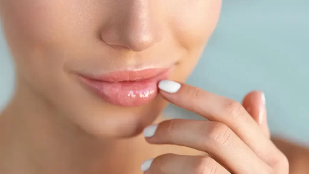 فیلر لب بهتر است یا ژل لب
