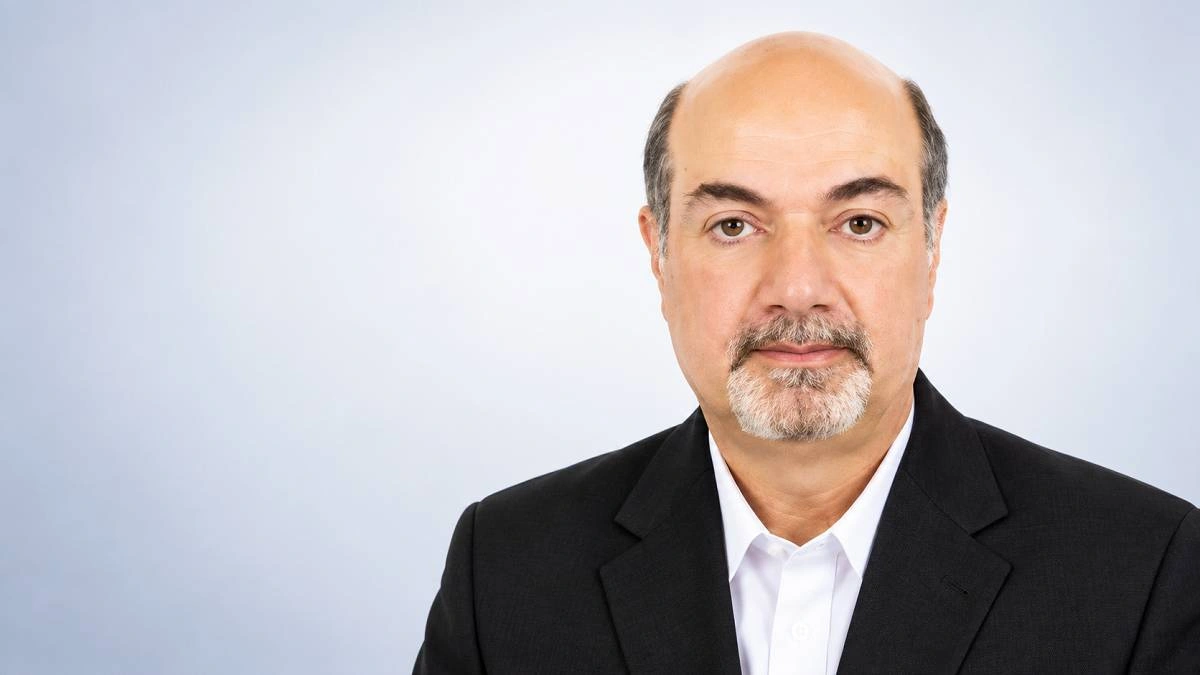 دکتر داوود کشاورز