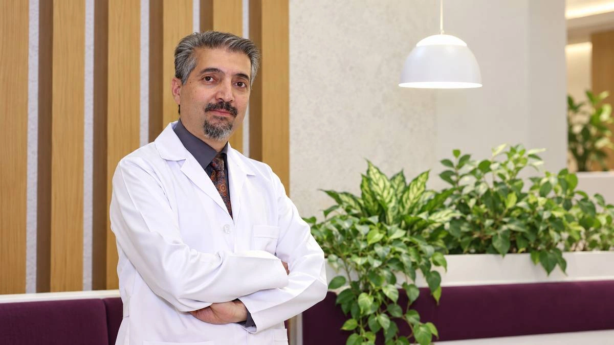 دکتر فرشید صفدریان